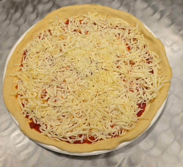 Miners Cheese Pizza.